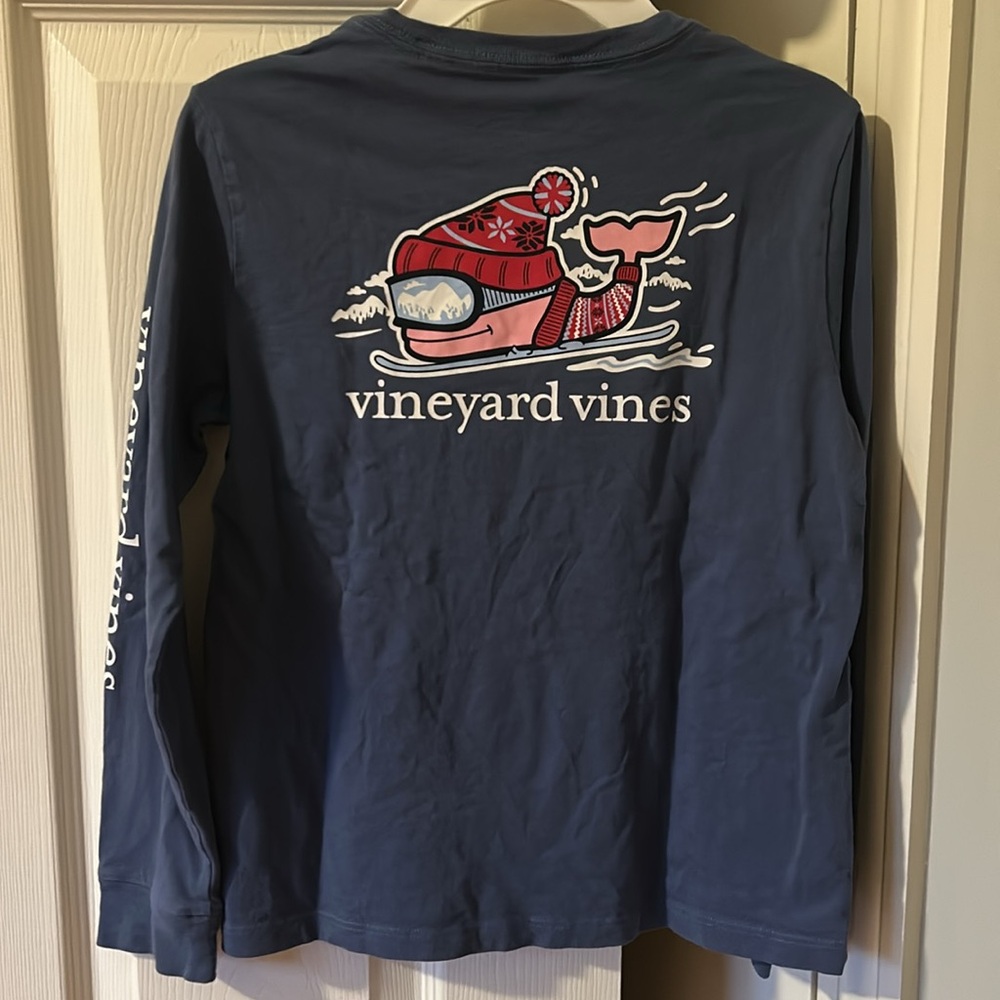 Boys Size 7 Vineyard Vines ski long sleeve